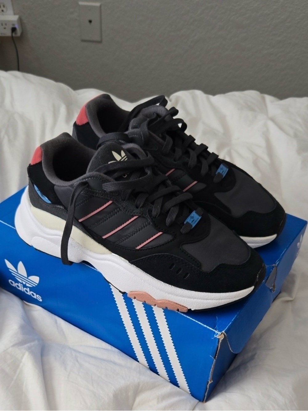 Adidas Retropy F90 Retro Style Black Sneakers Sz 9